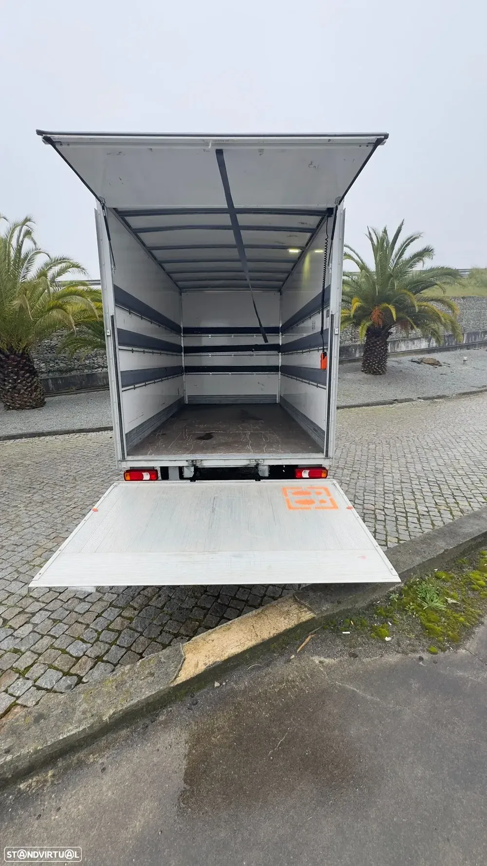 Iveco 35C16 3.0 C/PLATAFORMA