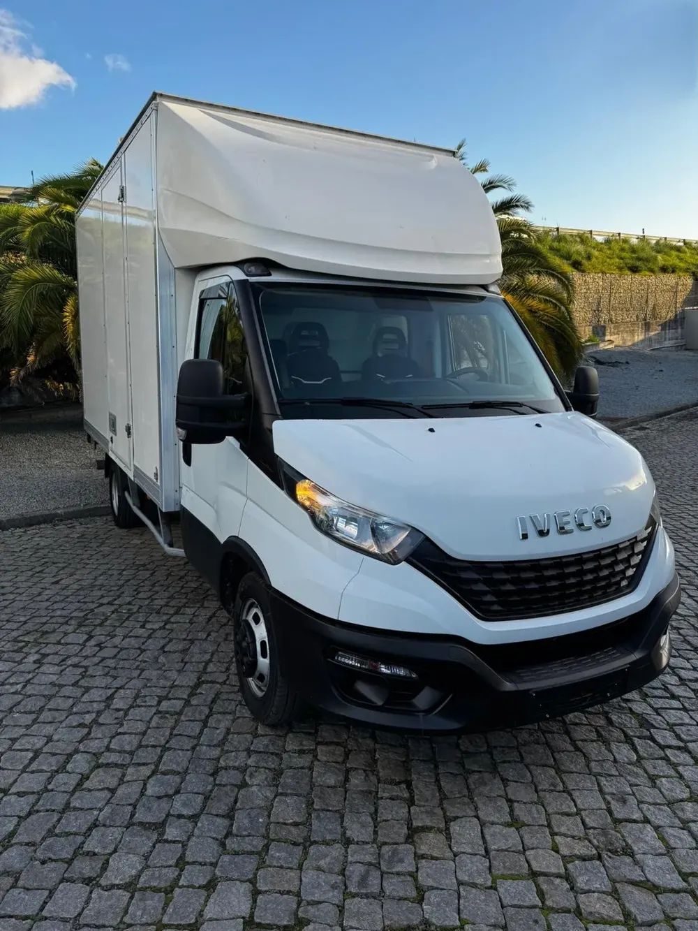 Iveco 35C16 3.0 C/PLATAFORMA