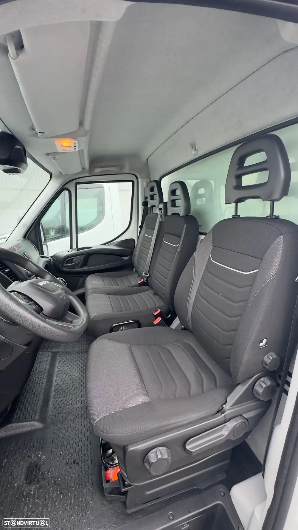 Iveco 35C16 3.0 C/PLATAFORMA