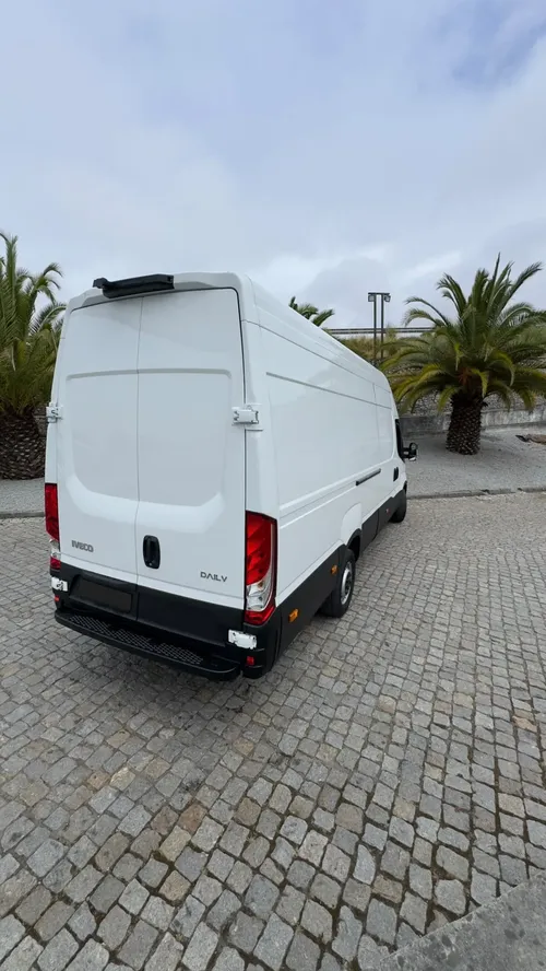IVECO 35S18V 18M3